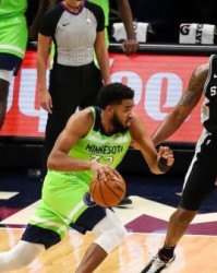 开云体育-唐斯复出未助球队止颓 再战马刺他们誓要终结连败